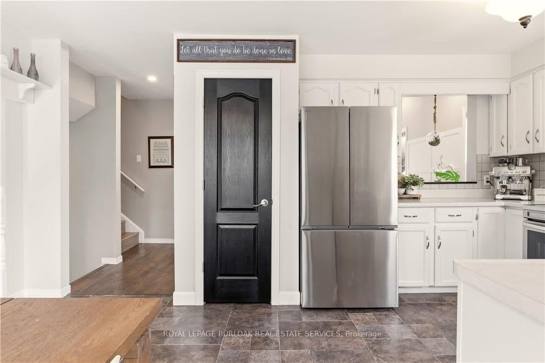 Detached at 113 Edward Court, West Lincoln, ON - Photo 10 - RE/MAX Garden City Realty