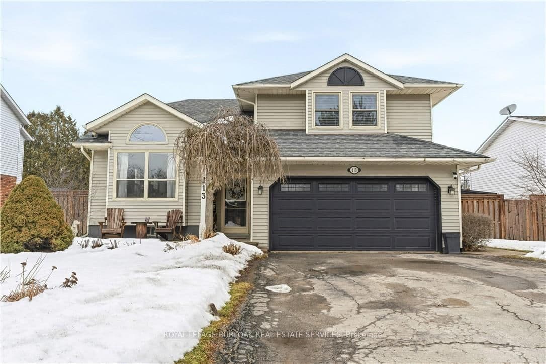 Detached at 113 Edward Court, West Lincoln, ON - Photo 2 - RE/MAX Garden City Realty