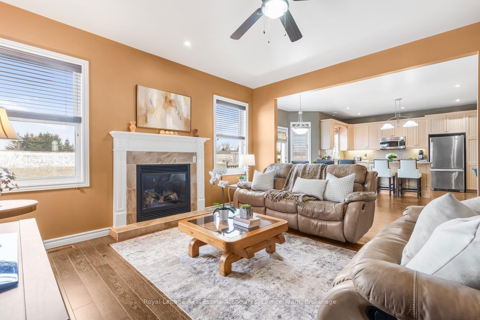 Detached at 5484 Attema Crescent, West Lincoln, ON - Photo 9 - RE/MAX Garden City Realty