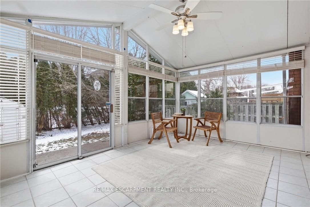 Detached at 12 Sumner Crescent, Grimsby, ON - Photo 21 - RE/MAX Garden City Realty