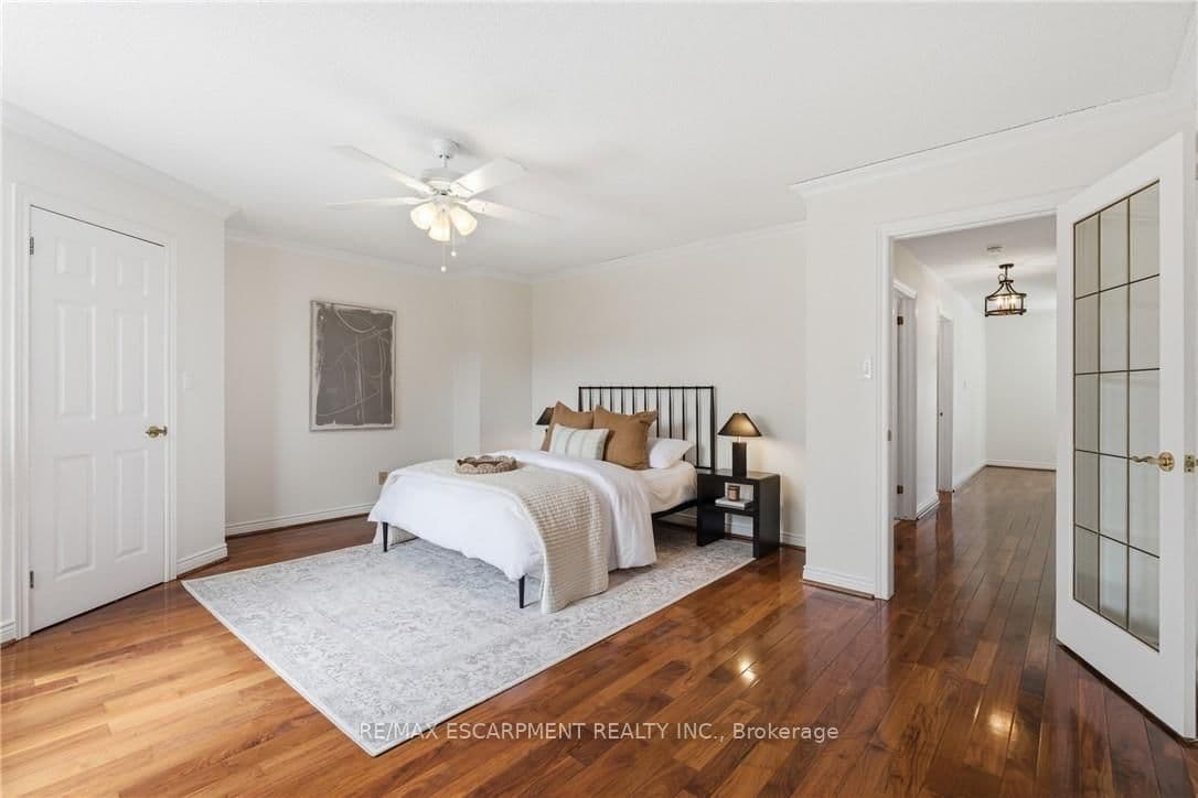 Detached at 12 Sumner Crescent, Grimsby, ON - Photo 26 - RE/MAX Garden City Realty