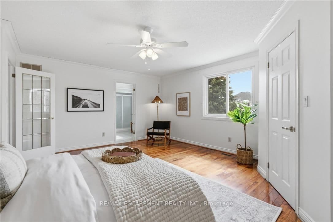 Detached at 12 Sumner Crescent, Grimsby, ON - Photo 28 - RE/MAX Garden City Realty