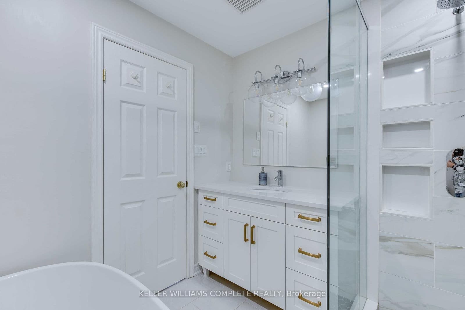 Semi-Detached at 5 Saddler Street, Pelham, ON - Photo 23 - RE/MAX Garden City Realty