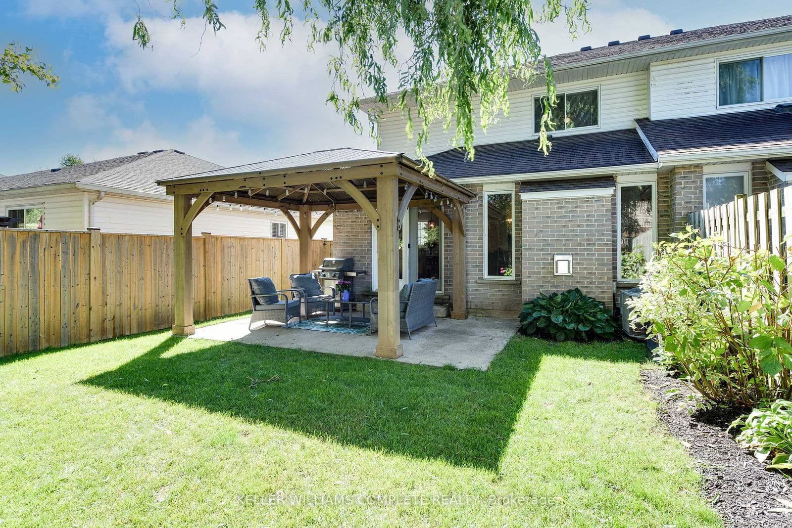 Semi-Detached at 5 Saddler Street, Pelham, ON - Photo 27 - RE/MAX Garden City Realty