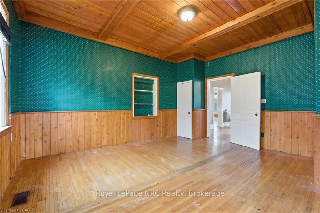 Detached at 211 Canborough Street, West Lincoln, ON - Photo 27 - RE/MAX Garden City Realty