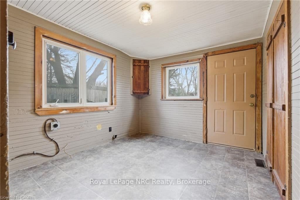 Detached at 211 Canborough Street, West Lincoln, ON - Photo 30 - RE/MAX Garden City Realty