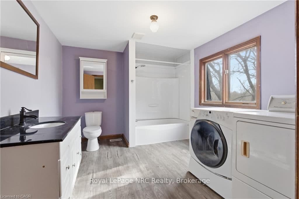 Detached at 211 Canborough Street, West Lincoln, ON - Photo 35 - RE/MAX Garden City Realty