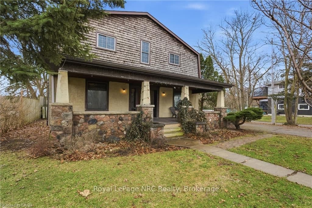 Detached at 211 Canborough Street, West Lincoln, ON - Photo 4 - RE/MAX Garden City Realty