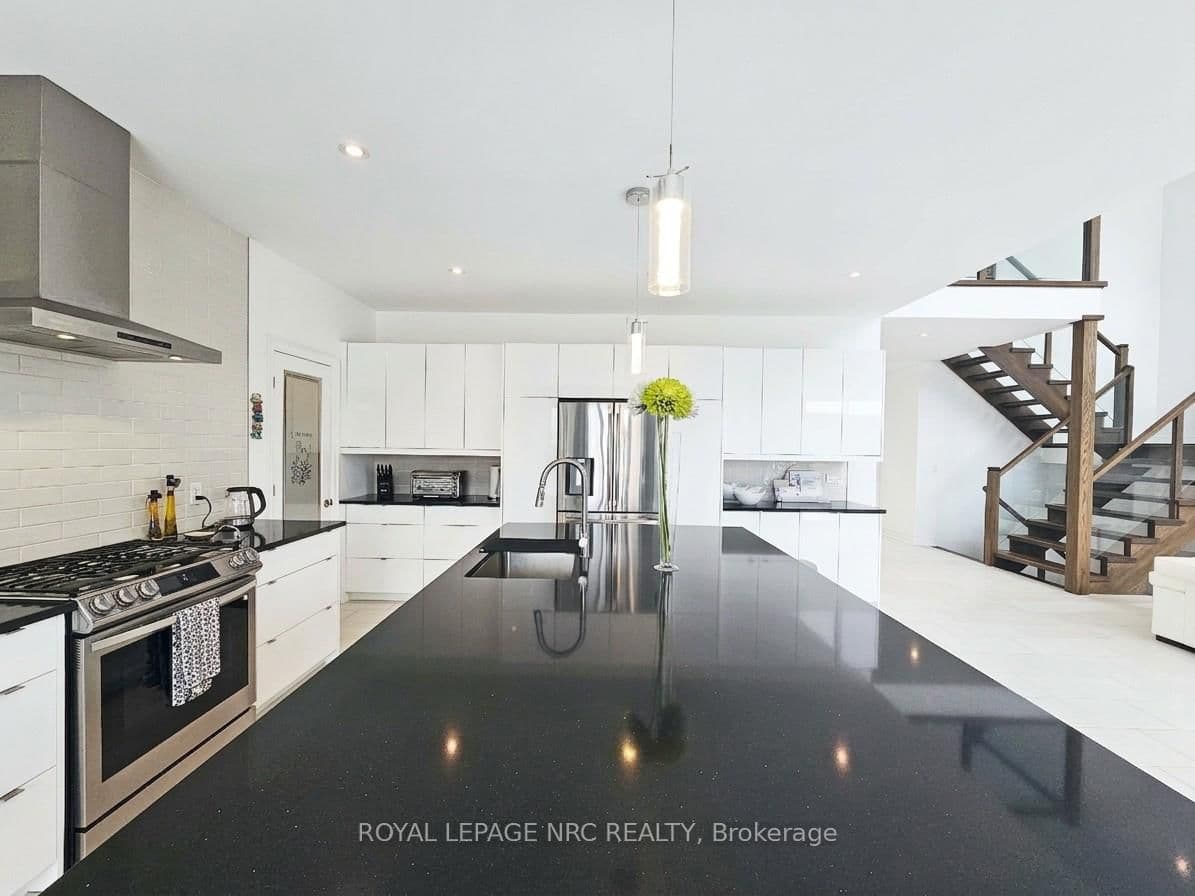 Detached at 8945 Emily Boulevard, Niagara Falls, ON - Photo 20 - RE/MAX Garden City Realty