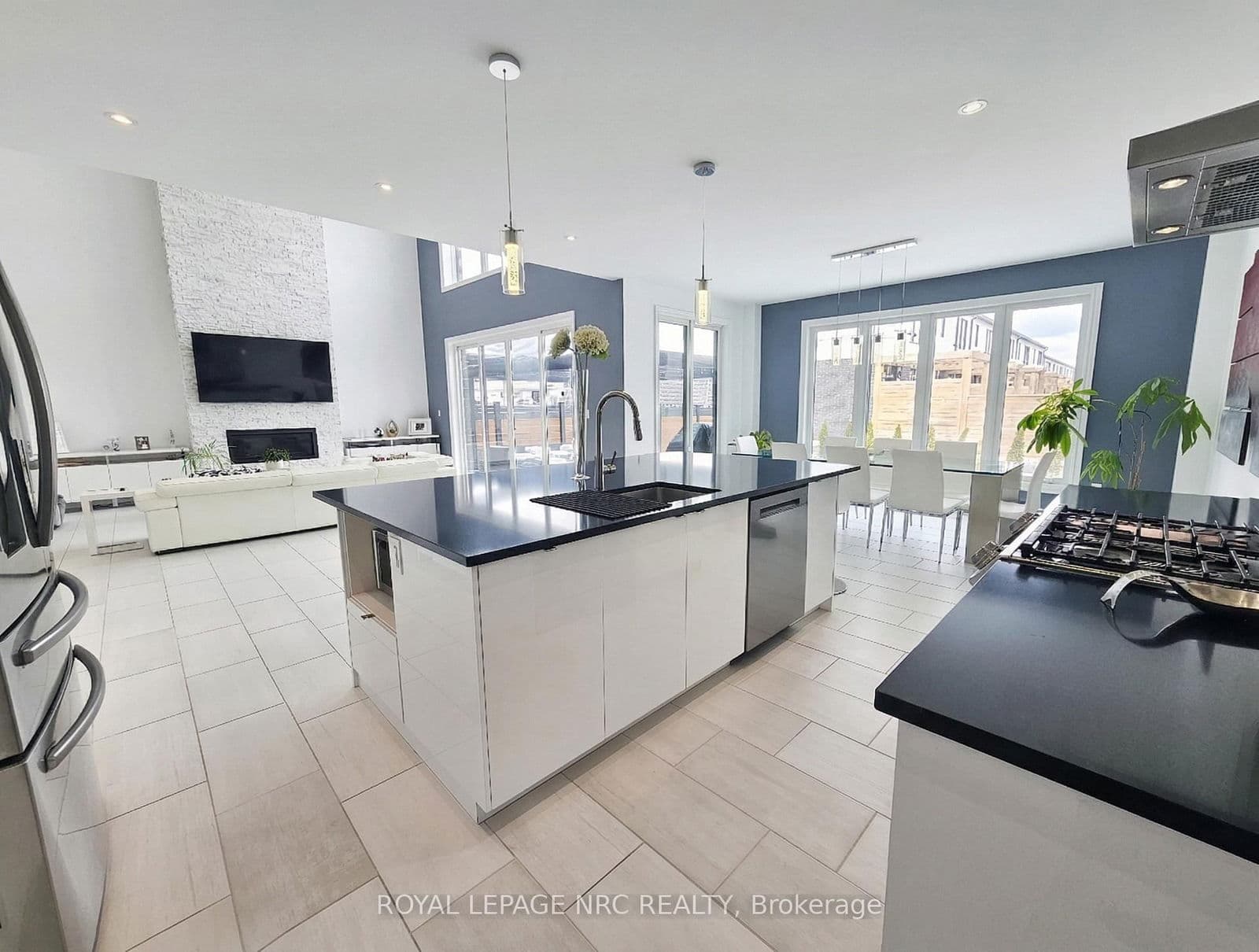 Detached at 8945 Emily Boulevard, Niagara Falls, ON - Photo 22 - RE/MAX Garden City Realty