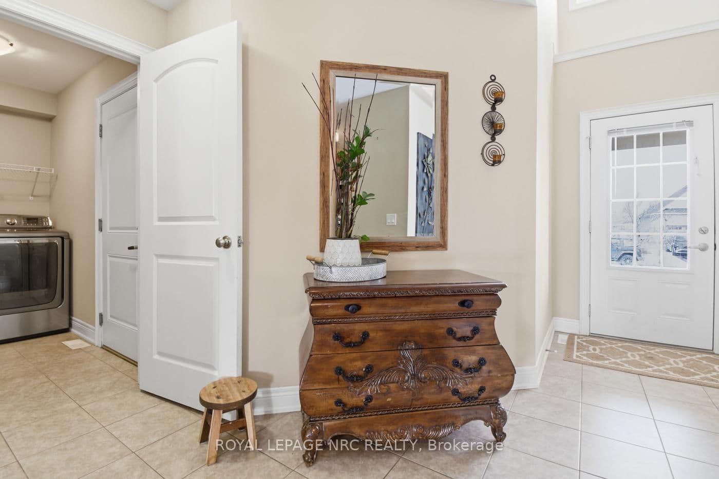 Semi-Detached at 3945 Village Creek Drive, Fort Erie, ON - Photo 3 - RE/MAX Garden City Realty