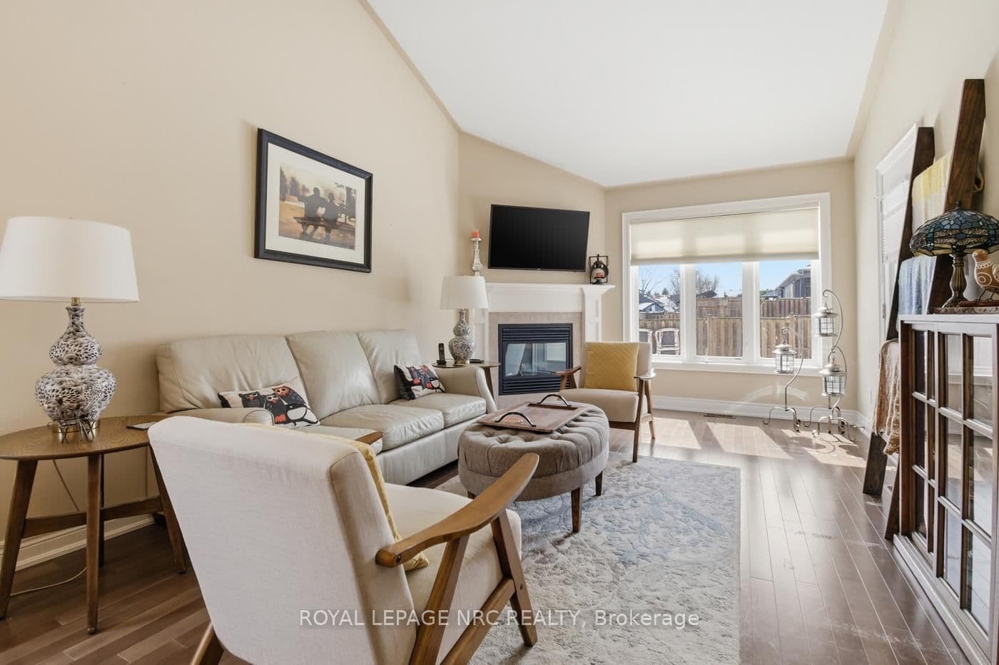 Semi-Detached at 3945 Village Creek Drive, Fort Erie, ON - Photo 8 - RE/MAX Garden City Realty