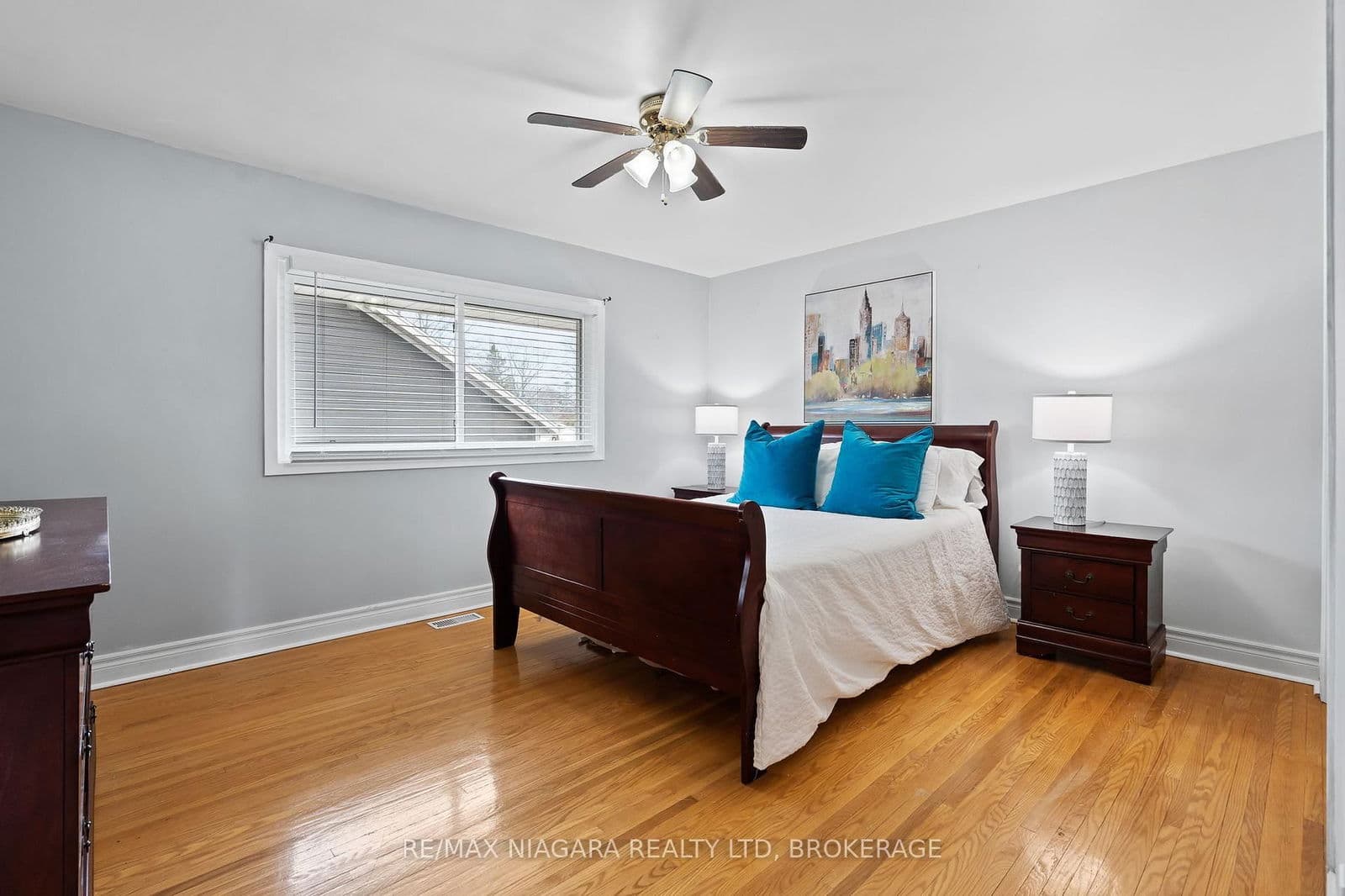 Detached at 4 Tanner Circle, St. Catharines, ON - Photo 18 - RE/MAX Garden City Realty