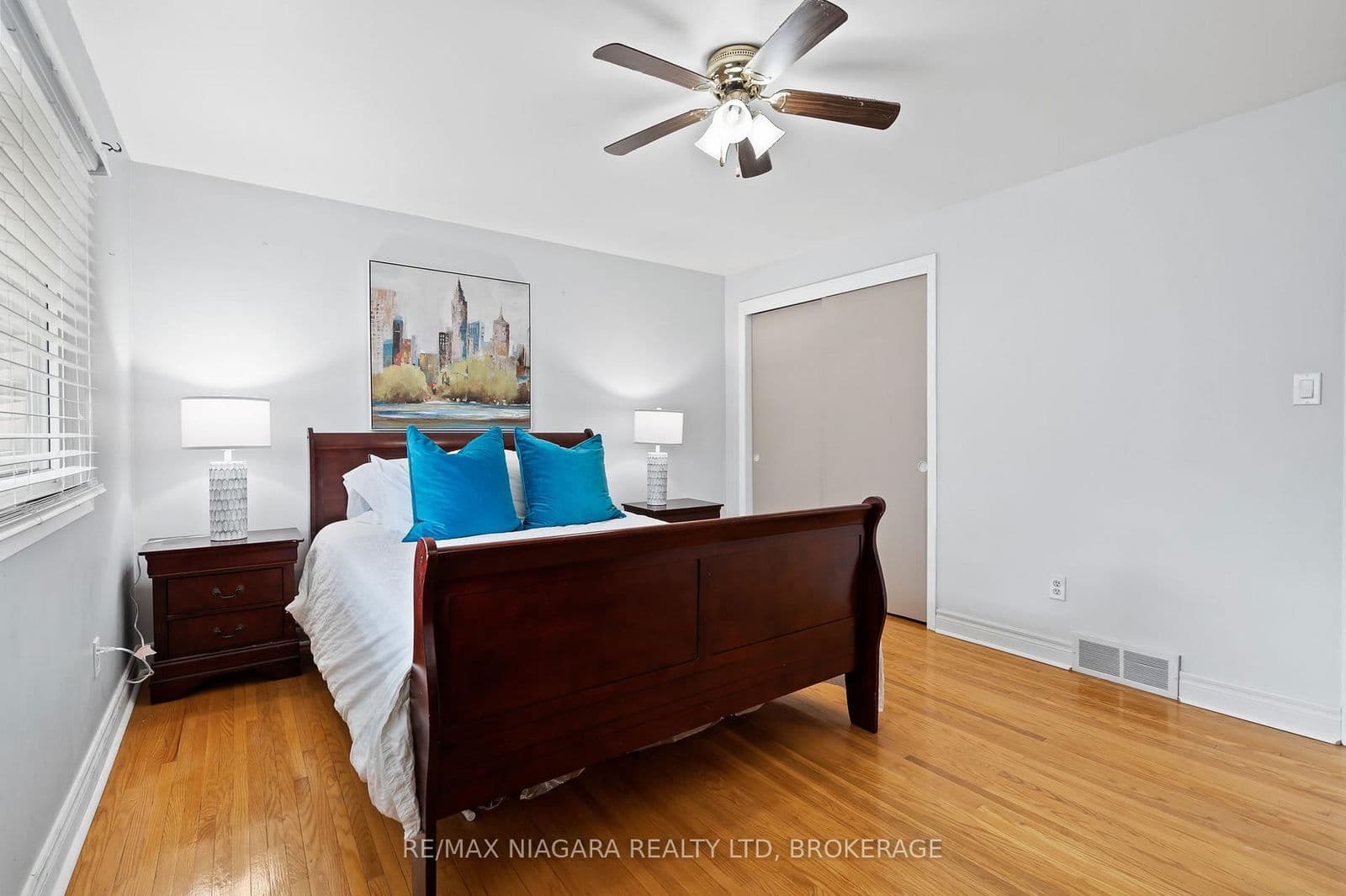 Detached at 4 Tanner Circle, St. Catharines, ON - Photo 19 - RE/MAX Garden City Realty