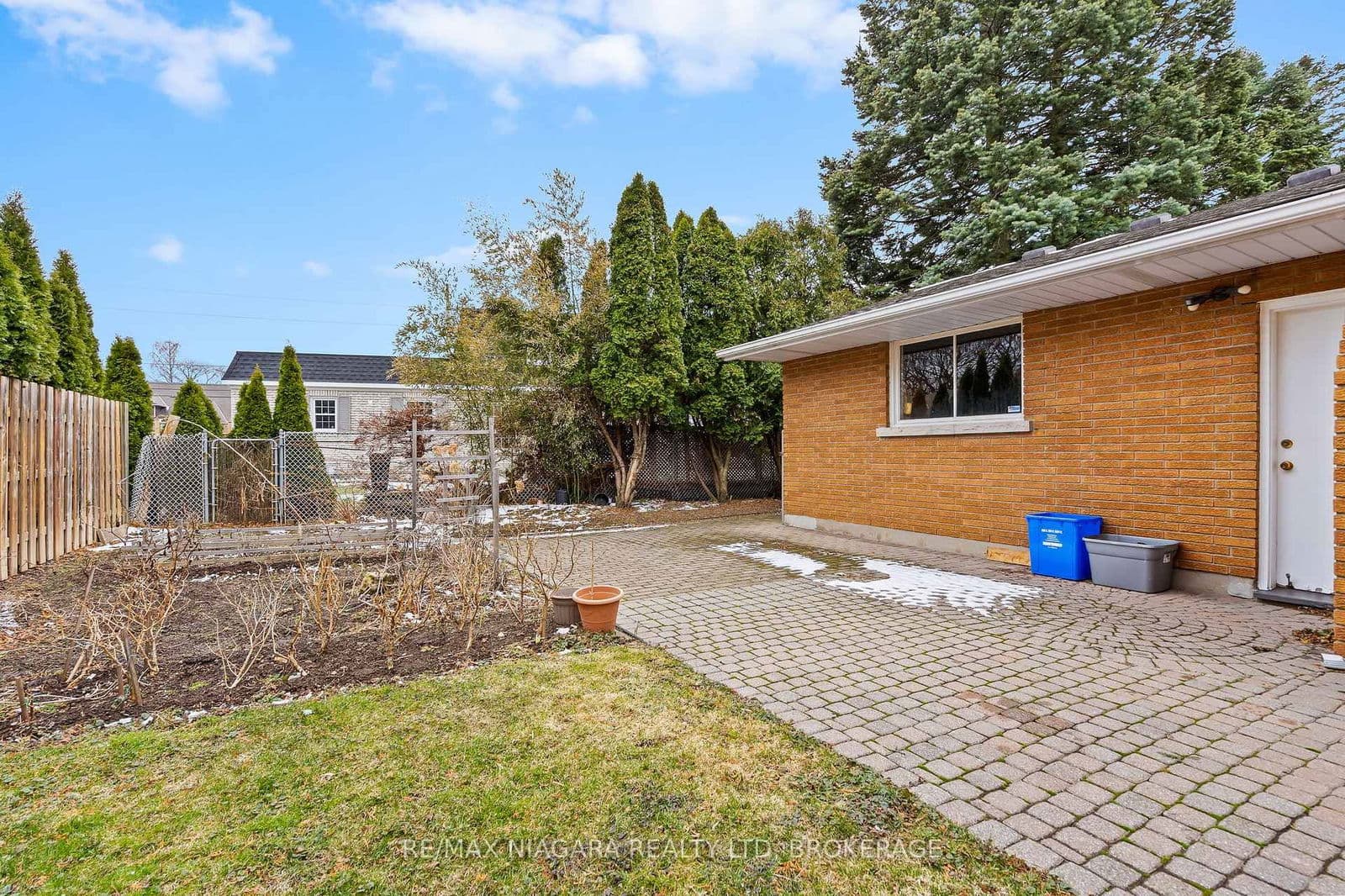 Detached at 4 Tanner Circle, St. Catharines, ON - Photo 36 - RE/MAX Garden City Realty