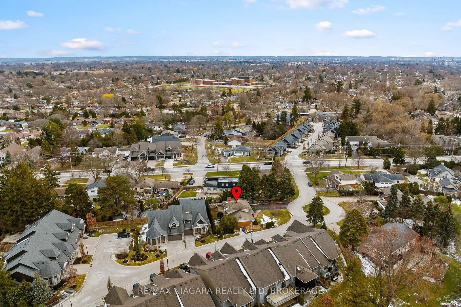 Detached at 4 Tanner Circle, St. Catharines, ON - Photo 39 - RE/MAX Garden City Realty