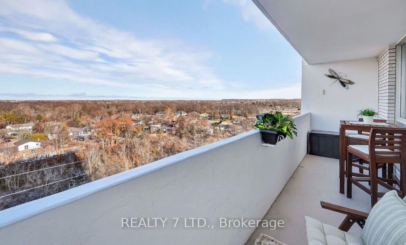 Condo Apartment at 1107- 15 Towering Heights Boulevard, St. Catharines, ON - Photo 11 - RE/MAX Garden City Realty