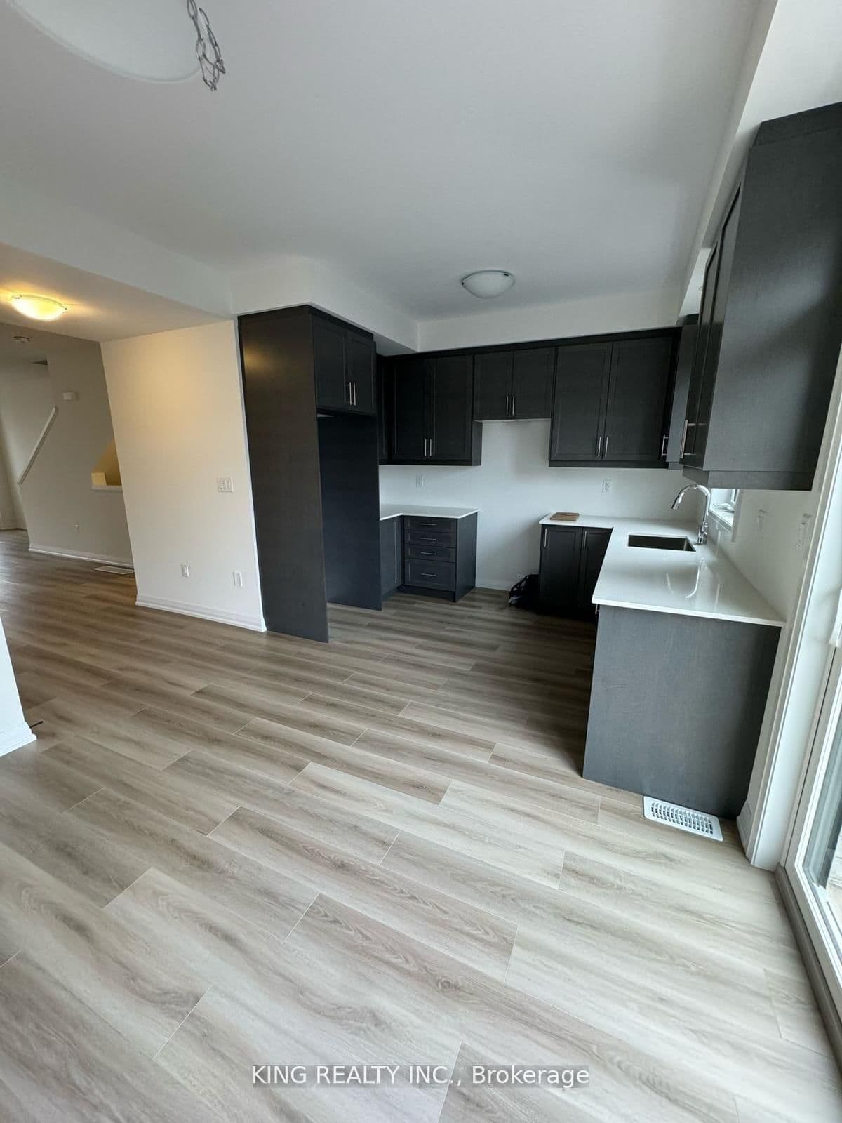 Att/Row/Townhouse at 62- 4040 Mountain Street, Lincoln, ON - Photo 5 - RE/MAX Garden City Realty