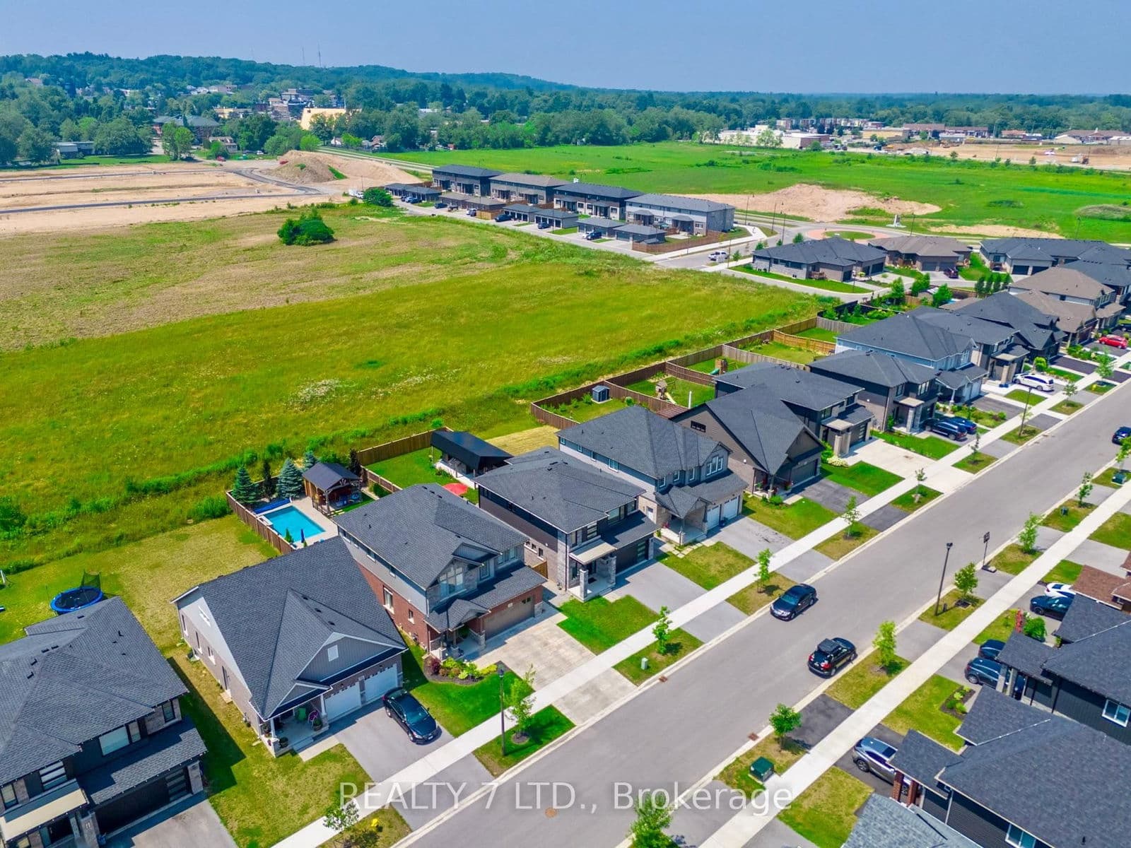 Detached at 128 Susan Drive, Pelham, ON - Photo 32 - RE/MAX Garden City Realty