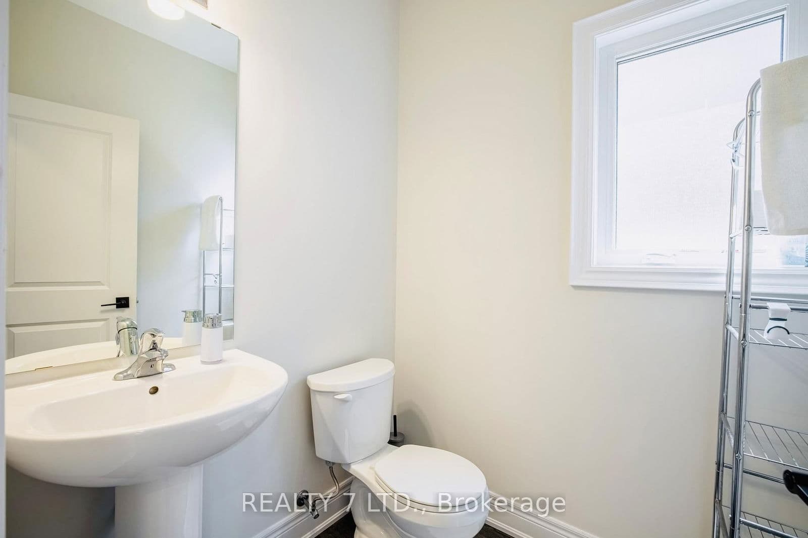 Detached at 128 Susan Drive, Pelham, ON - Photo 6 - RE/MAX Garden City Realty