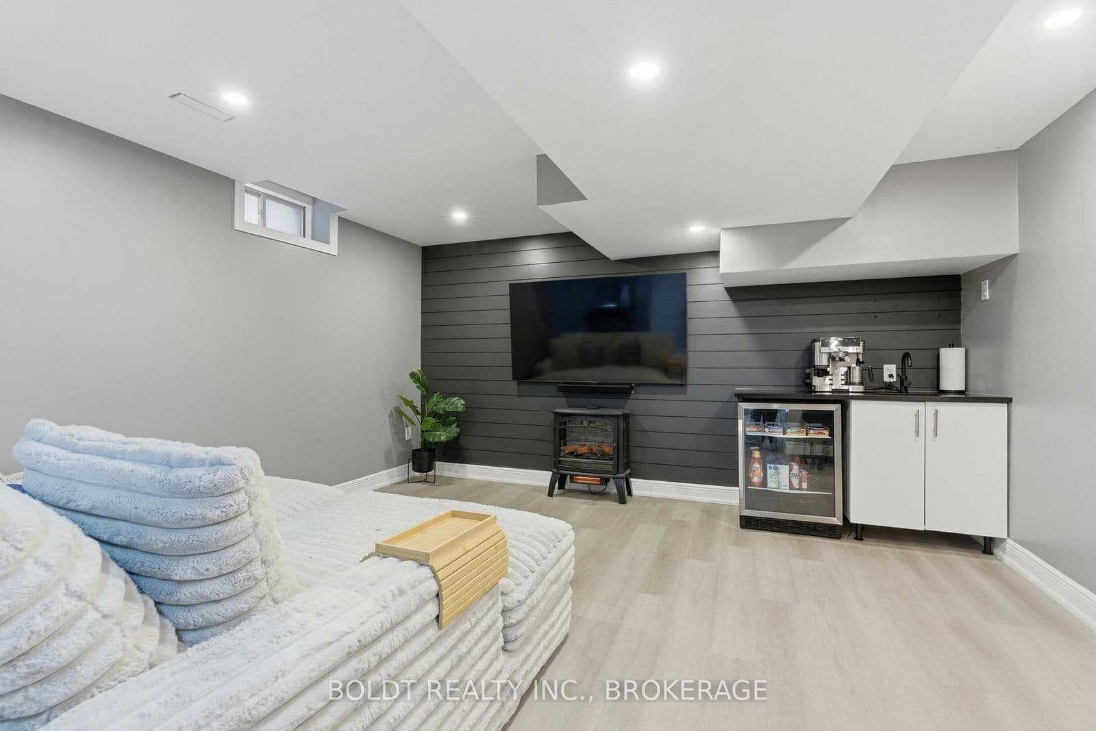 Detached at 4870 Allan Court, Lincoln, ON - Photo 30 - RE/MAX Garden City Realty