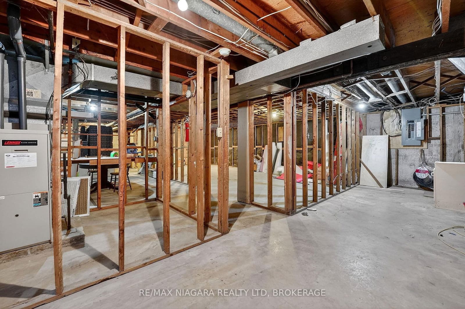 Detached at 3818 Elm Street, Port Colborne, ON - Photo 31 - RE/MAX Garden City Realty