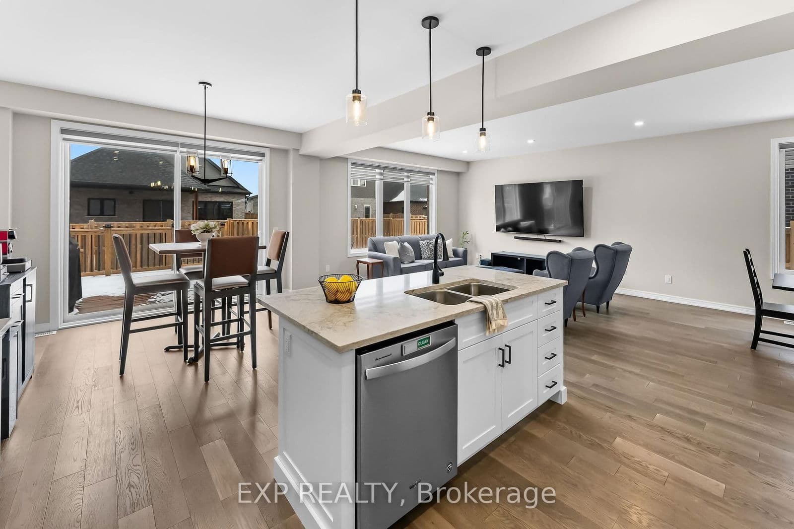 Detached at 153 Susan Drive, Pelham, ON - Photo 15 - RE/MAX Garden City Realty