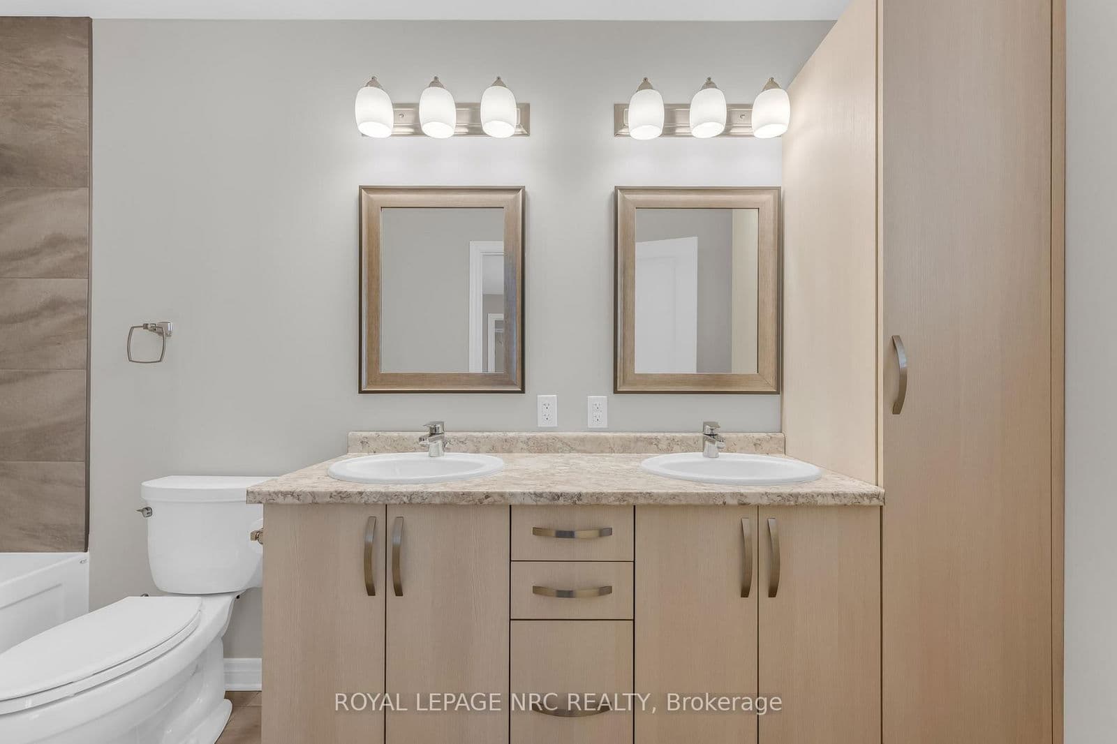 Detached at 25 Mcfarland Street, Thorold, ON - Photo 21 - RE/MAX Garden City Realty