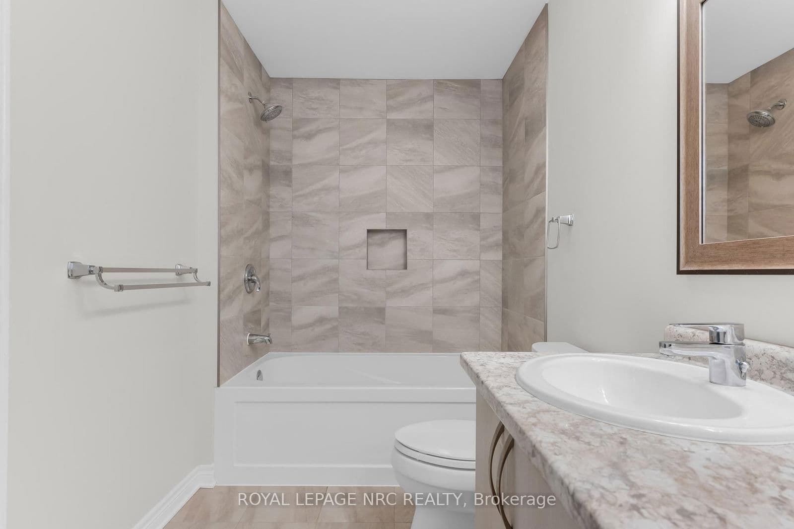 Detached at 25 Mcfarland Street, Thorold, ON - Photo 22 - RE/MAX Garden City Realty