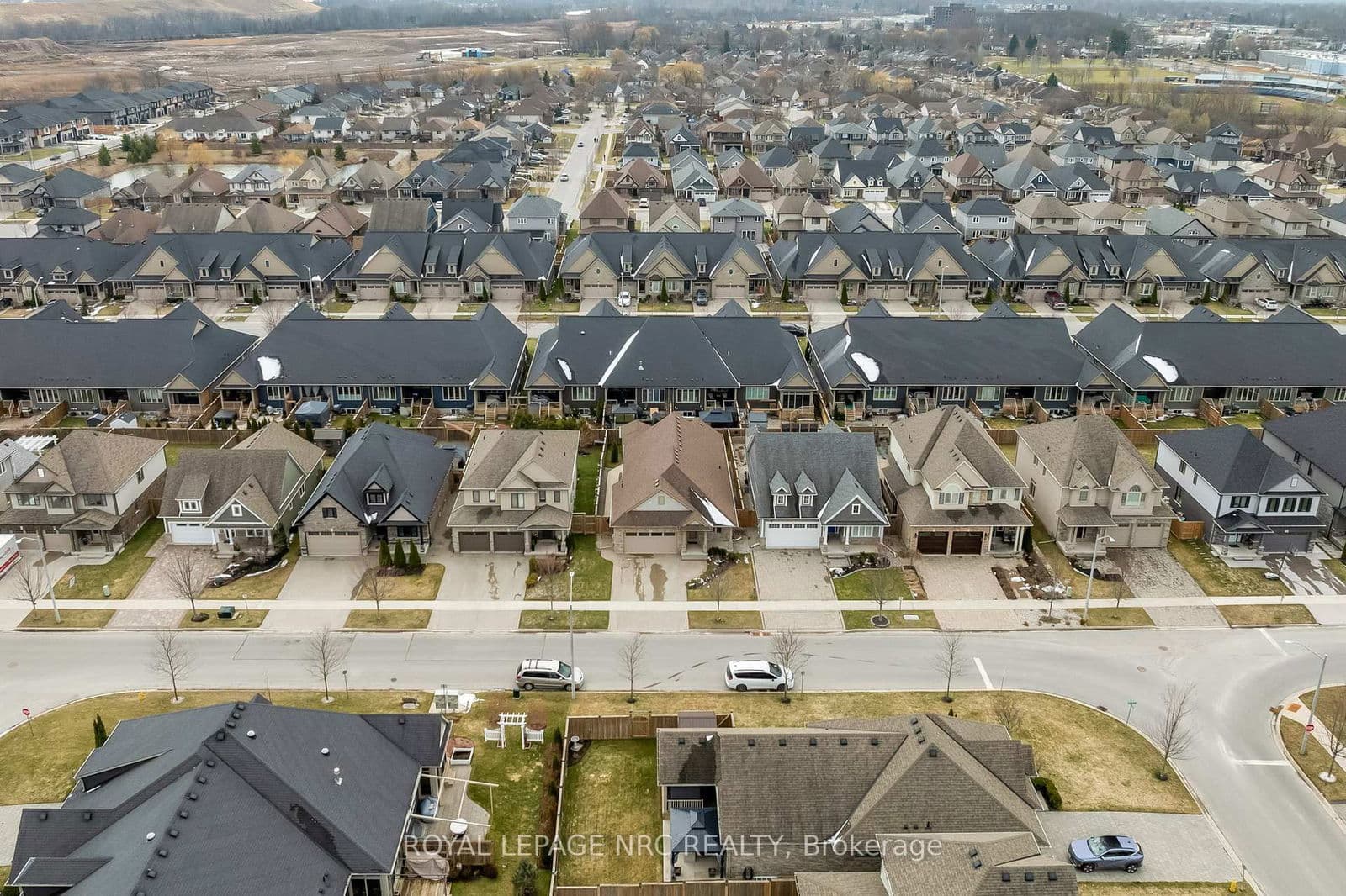 Detached at 25 Mcfarland Street, Thorold, ON - Photo 41 - RE/MAX Garden City Realty