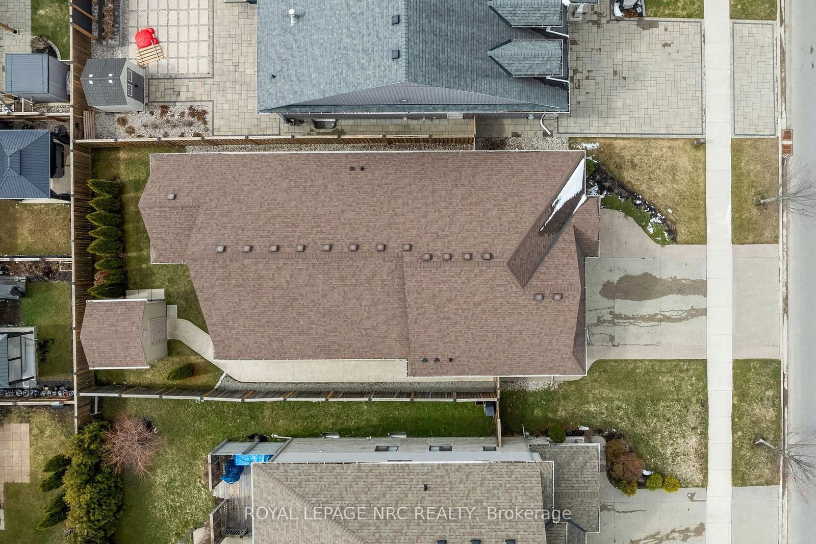 Detached at 25 Mcfarland Street, Thorold, ON - Photo 43 - RE/MAX Garden City Realty