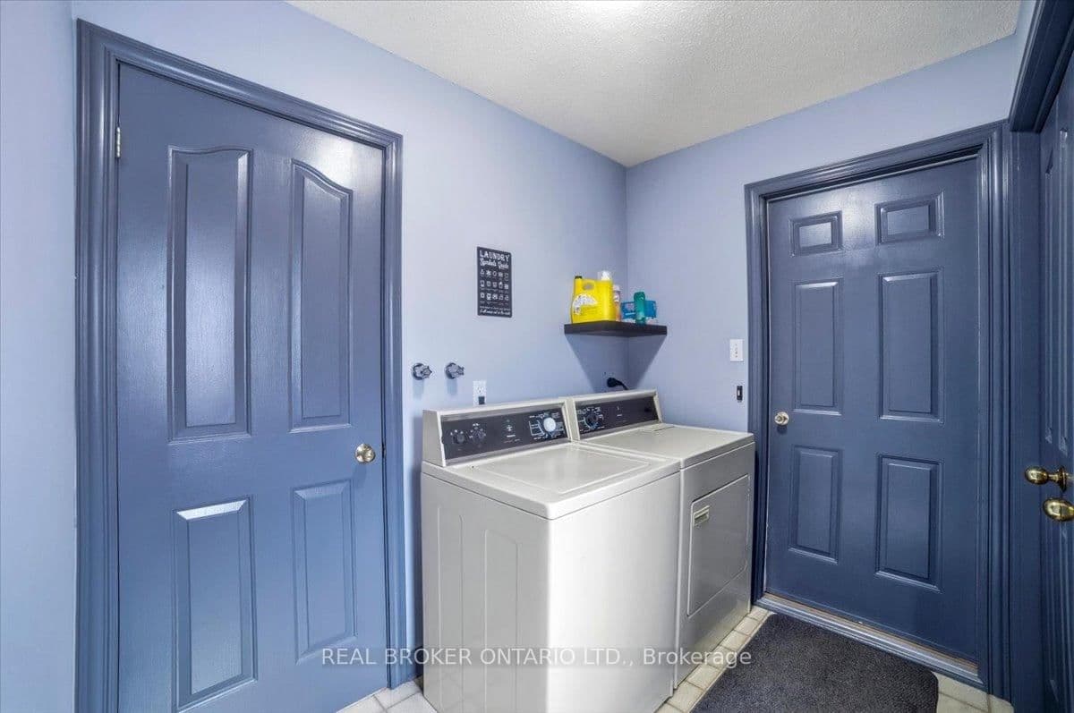 Detached at 106 Spruceside Crescent, Pelham, ON - Photo 13 - RE/MAX Garden City Realty