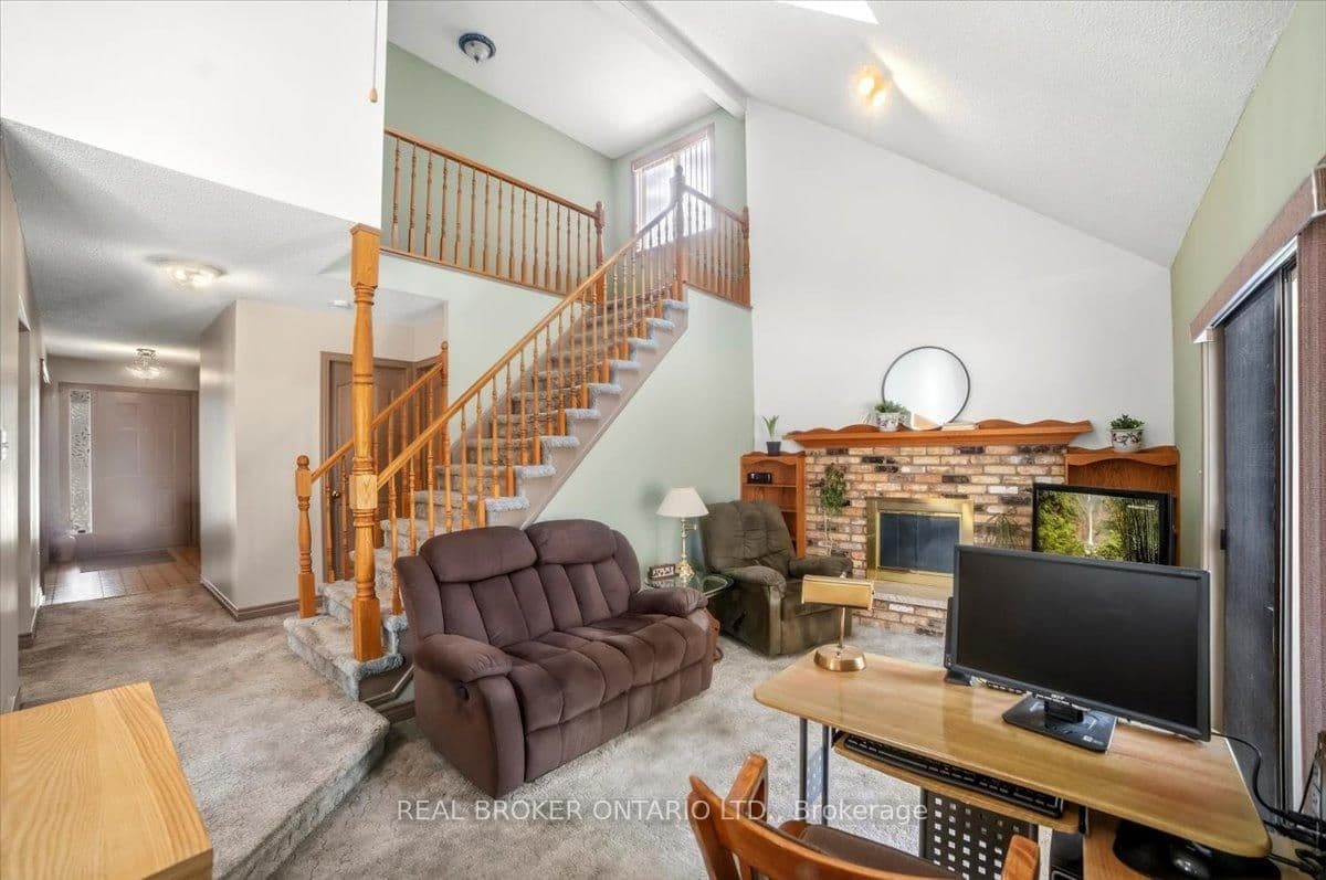 Detached at 106 Spruceside Crescent, Pelham, ON - Photo 17 - RE/MAX Garden City Realty