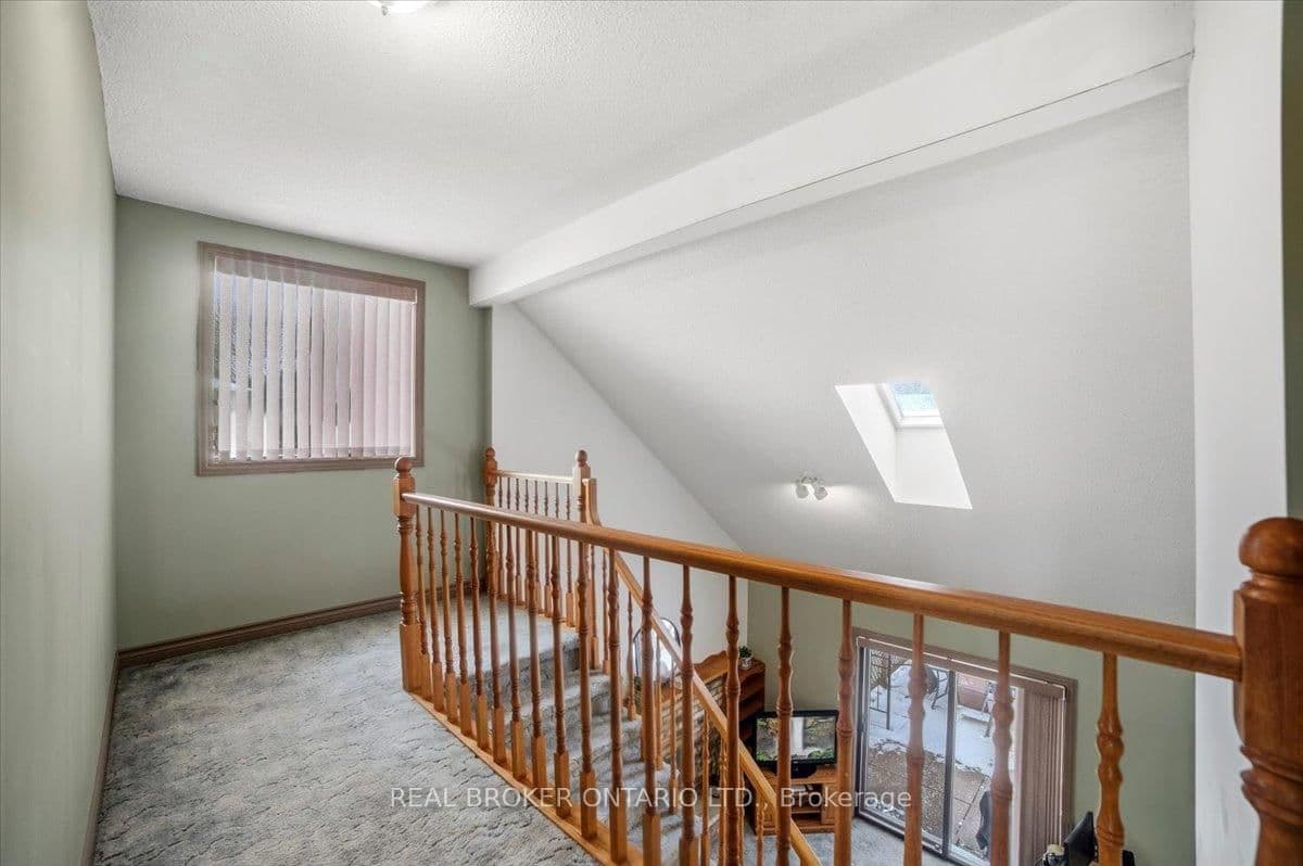 Detached at 106 Spruceside Crescent, Pelham, ON - Photo 19 - RE/MAX Garden City Realty