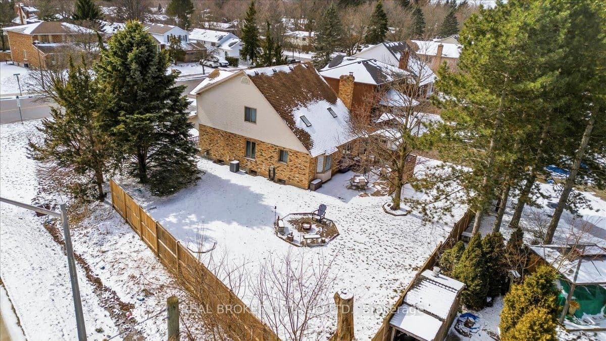 Detached at 106 Spruceside Crescent, Pelham, ON - Photo 35 - RE/MAX Garden City Realty