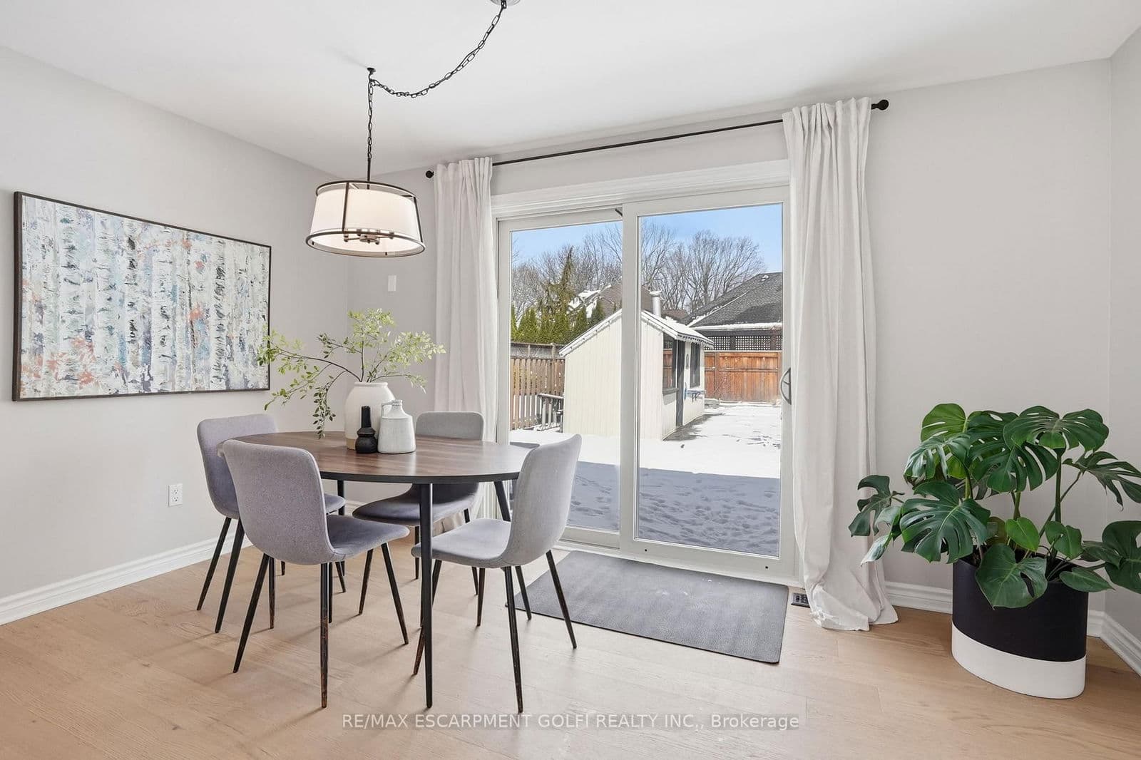 Detached at 181 Lawrence Lane, Pelham, ON - Photo 12 - RE/MAX Garden City Realty