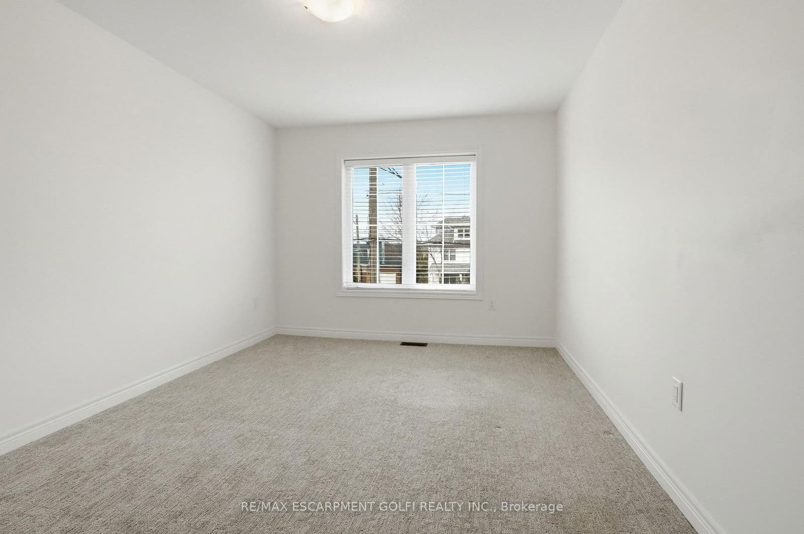 Detached at 310 Main Street, Grimsby, ON - Photo 22 - RE/MAX Garden City Realty