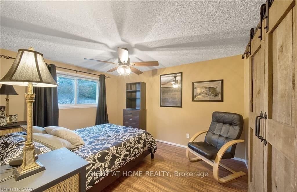 Semi-Detached at 6 Bardadyn Court, St. Catharines, ON - Photo 11 - RE/MAX Garden City Realty