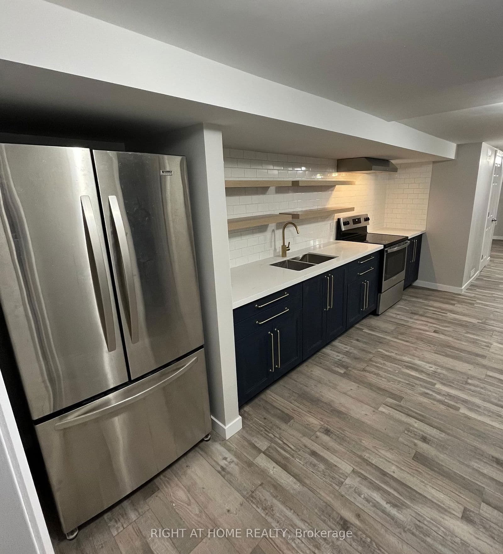 Semi-Detached at 6 Bardadyn Court, St. Catharines, ON - Photo 14 - RE/MAX Garden City Realty