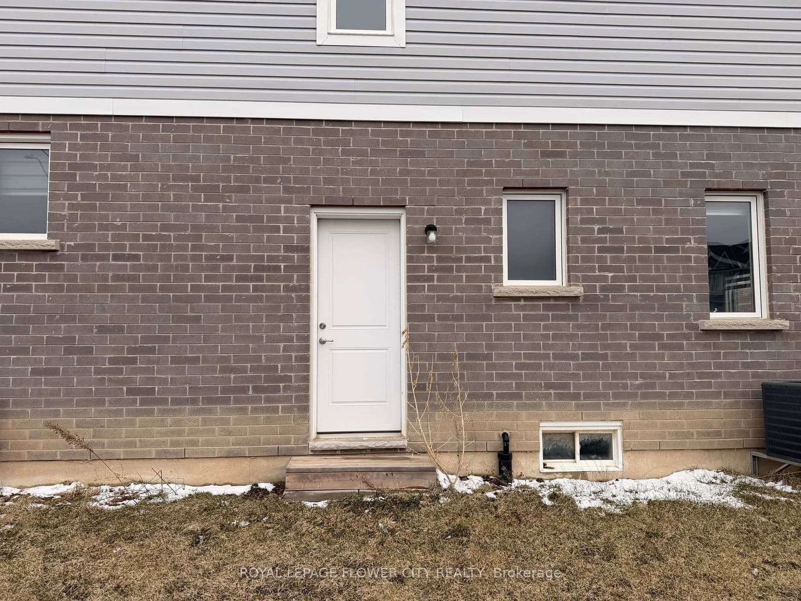 Att/Row/Townhouse at 139 Sunflower Place, Welland, ON - Photo 22 - RE/MAX Garden City Realty