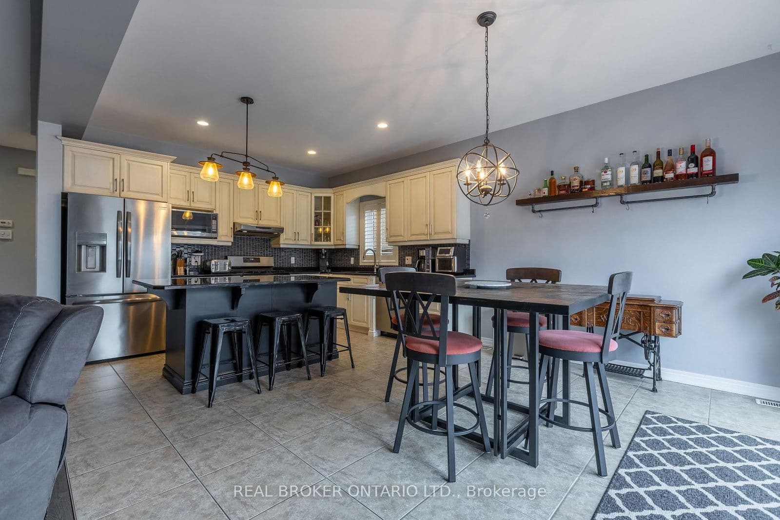 Detached at 50 Gaiser Road, Welland, ON - Photo 10 - RE/MAX Garden City Realty