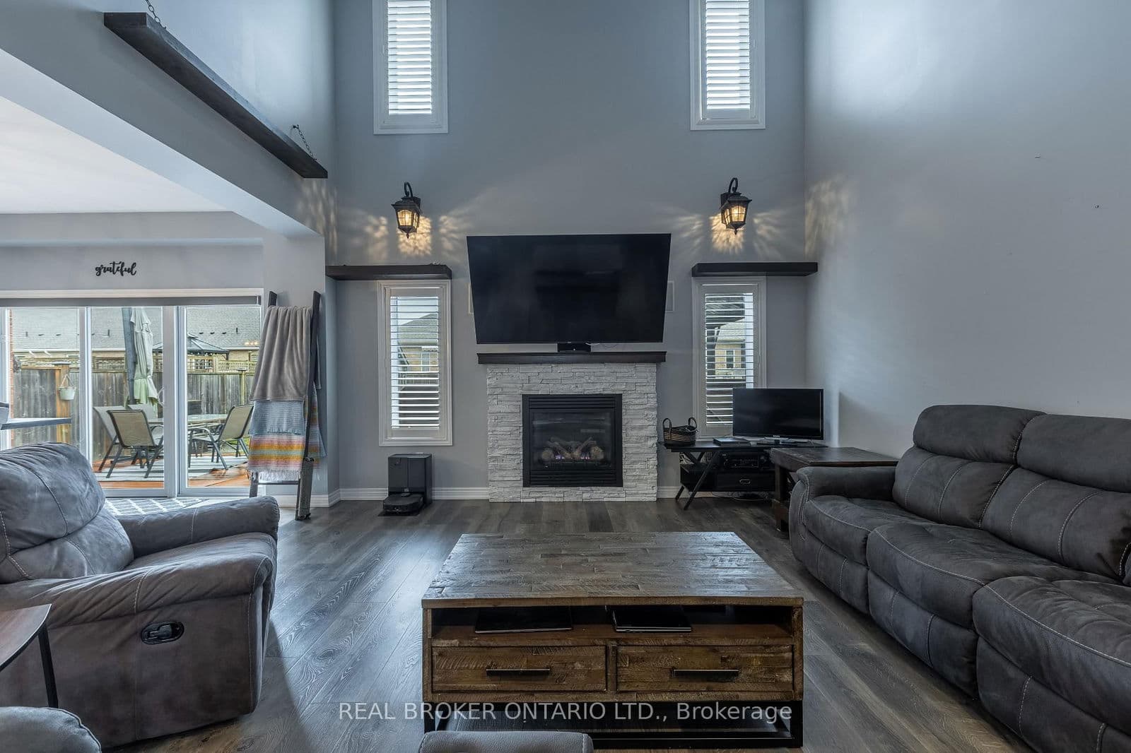 Detached at 50 Gaiser Road, Welland, ON - Photo 5 - RE/MAX Garden City Realty