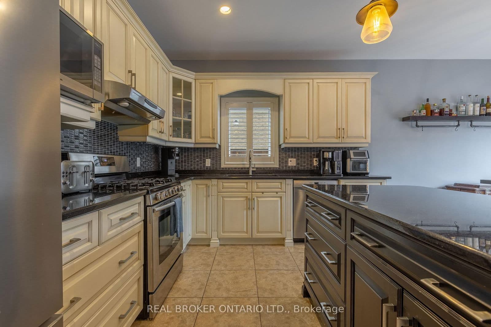 Detached at 50 Gaiser Road, Welland, ON - Photo 8 - RE/MAX Garden City Realty