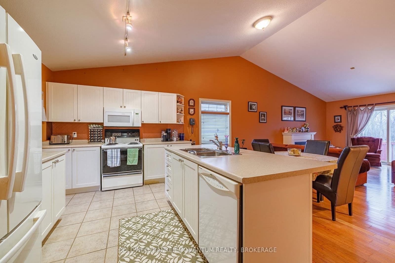 Detached at 47 Thorold Avenue, Thorold, ON - Photo 12 - RE/MAX Garden City Realty