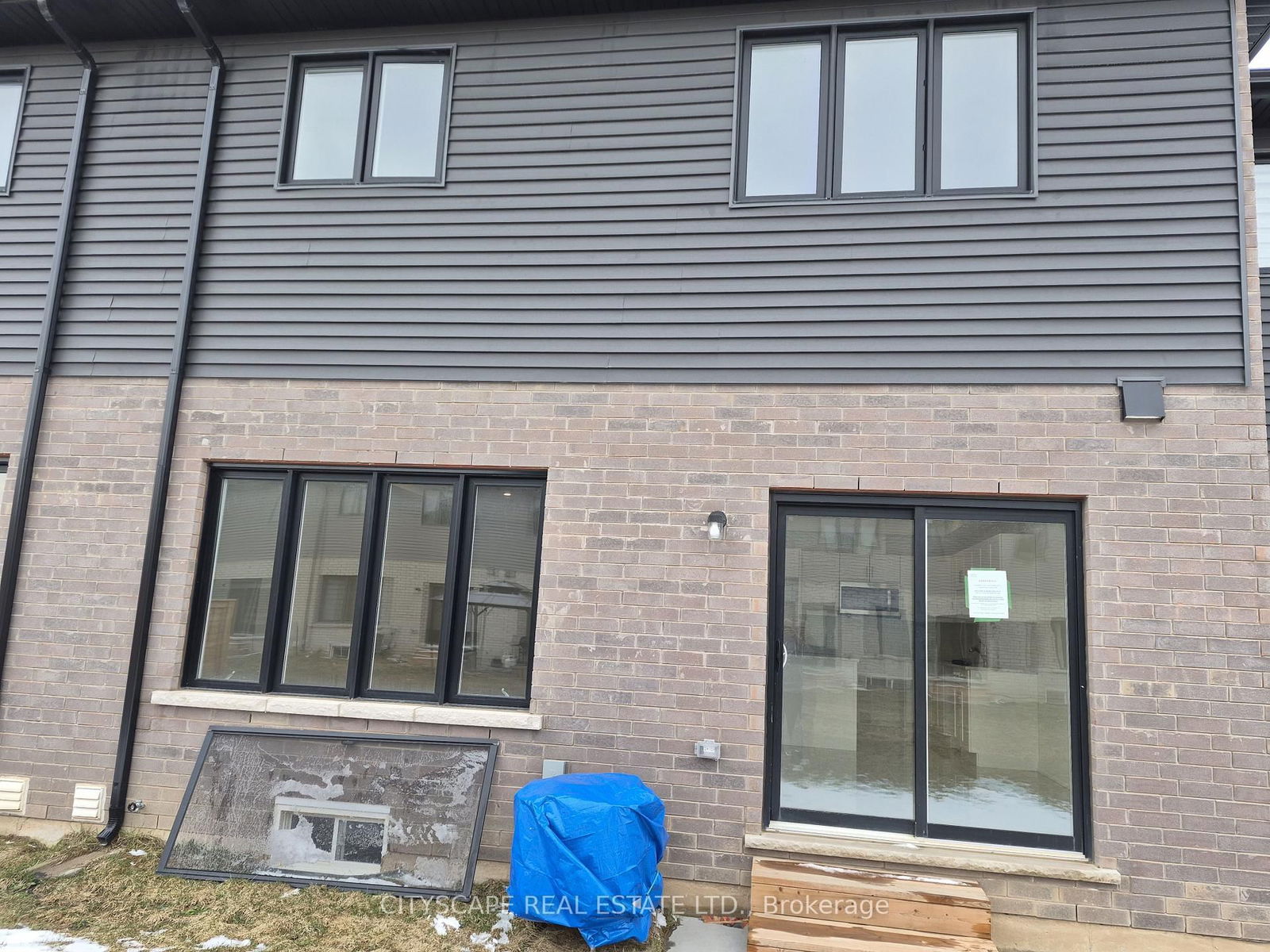 Att/Row/Townhouse at 7 Saffron Way, Pelham, ON - Photo 29 - RE/MAX Garden City Realty