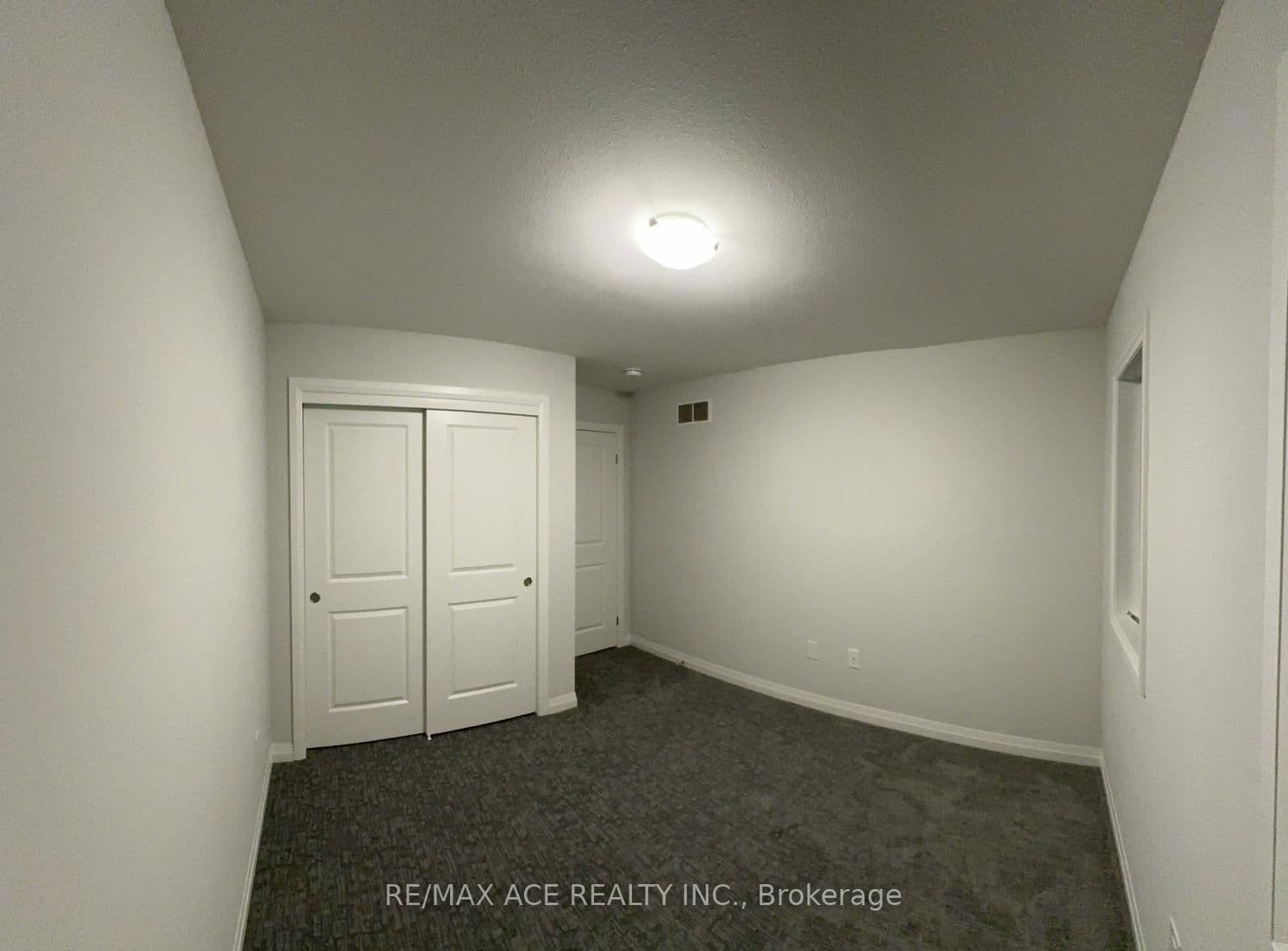 Att/Row/Townhouse at 132 Alicia Crescent, Thorold, ON - Photo 8 - RE/MAX Garden City Realty