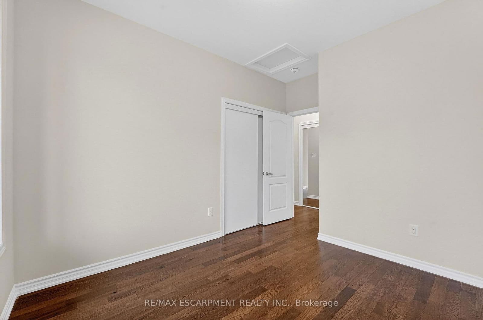 Detached at 11 FRONTIER Drive, Thorold, ON - Photo 17 - RE/MAX Garden City Realty