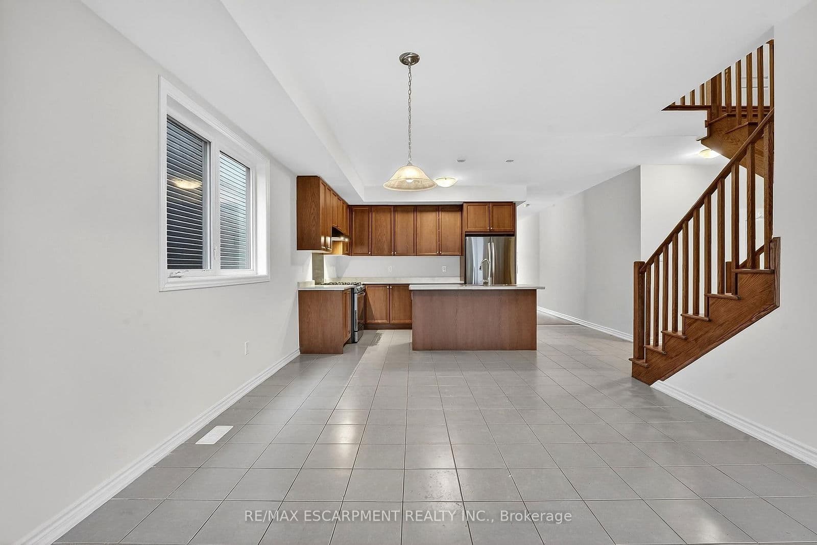 Detached at 11 FRONTIER Drive, Thorold, ON - Photo 22 - RE/MAX Garden City Realty