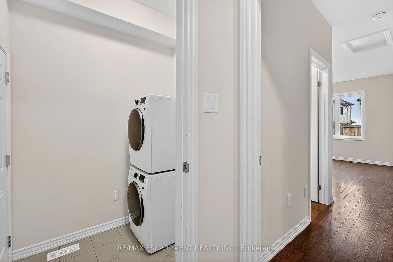 Detached at 11 FRONTIER Drive, Thorold, ON - Photo 26 - RE/MAX Garden City Realty