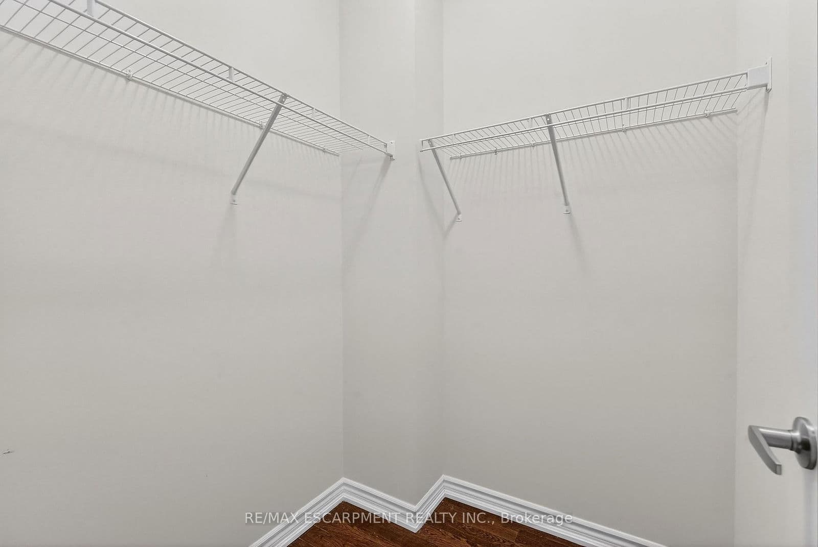 Detached at 11 FRONTIER Drive, Thorold, ON - Photo 29 - RE/MAX Garden City Realty